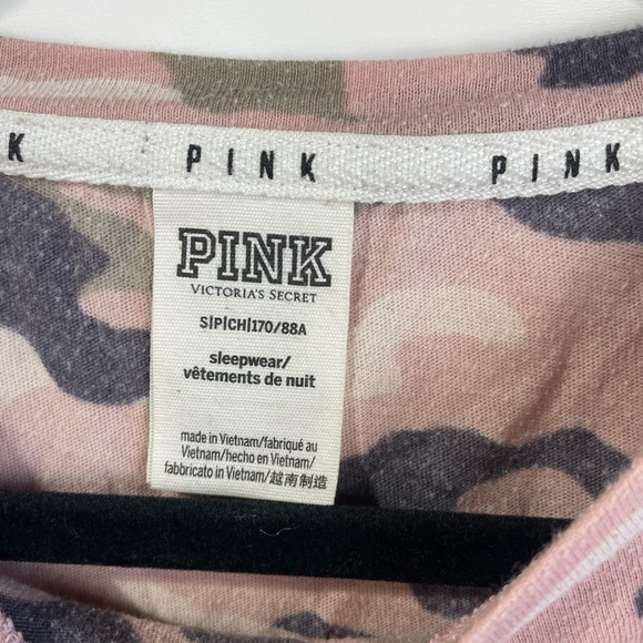 PINK VS Pink Camouflage Crew Neck Sleepwear/Shirt Small Women’s - Picture 7 of 8
